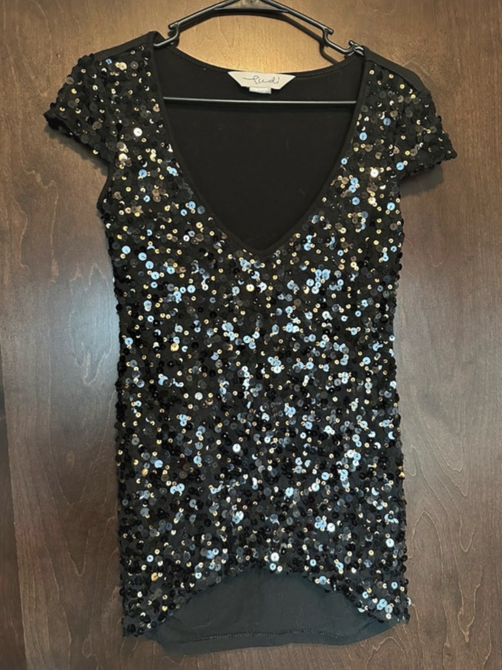 Black Sequin Short Sleeve V-Neck Top